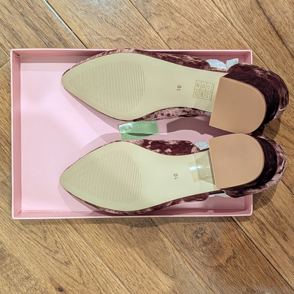 Intentionally Blank Perf Velvet Heels - Picture 9 of 10